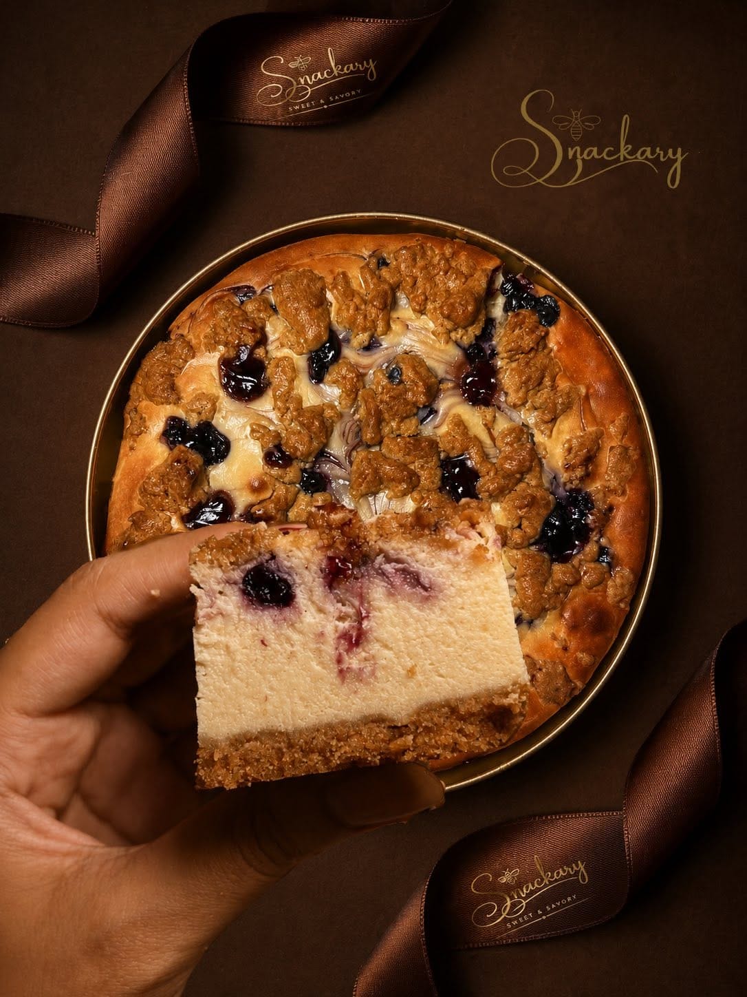 Blueberry Crumble Cheesecake (1.7 Pound)